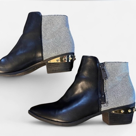Sam Edelman Black and Gold Ankle Boots - Picture 7 of 8